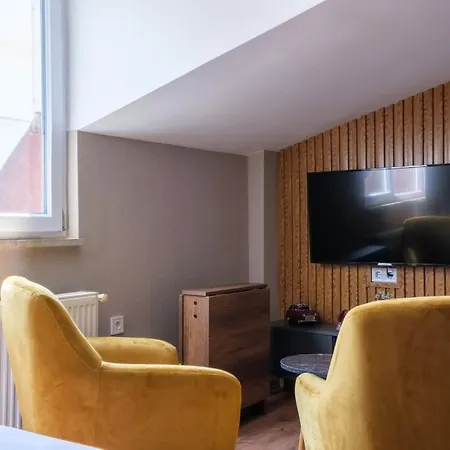 Studio Flat 2 Min To Metro Near Marmara Park